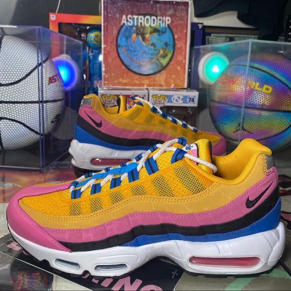 🆕 Nike Air Max 95 'ACG' - Womens 10.5 - Picture 10 of 10